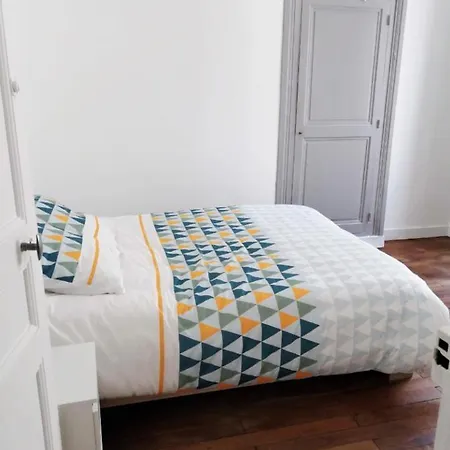 Bel Ancien Centre - 4 Apartment *